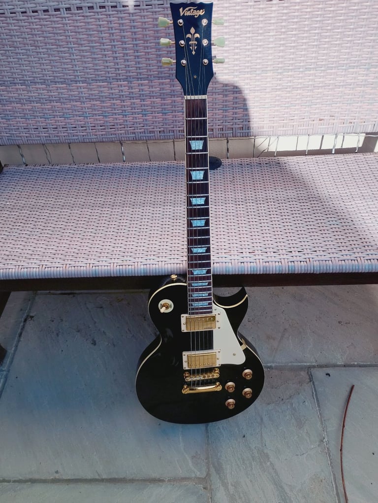 image for Vintage v100 Les Paul
