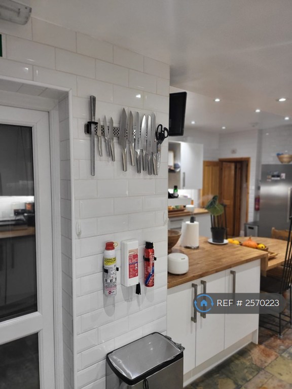 1 bedroom in Ashburnham Gardens, Harrow, HA1 (#2570223)