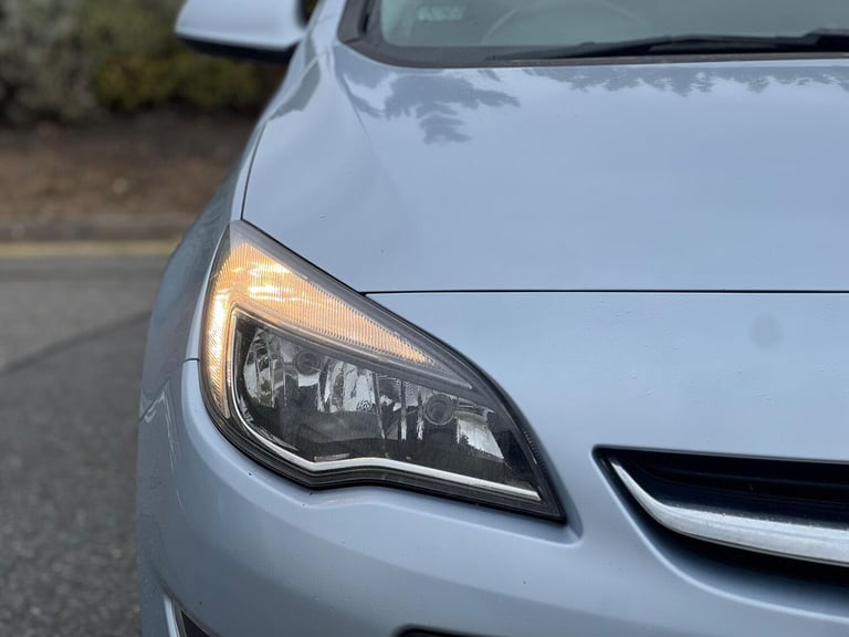 2014 Vauxhall Astra 1.7 CDTi ecoFLEX SRi Euro 5 5dr HATCHBACK Diesel Manual