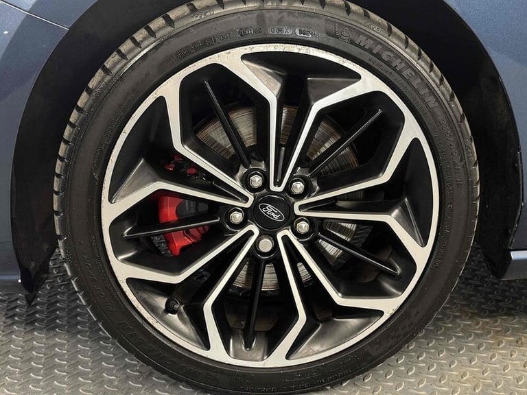 2019 Ford Focus T EcoBoost ST-Line X Estate Petrol Manual