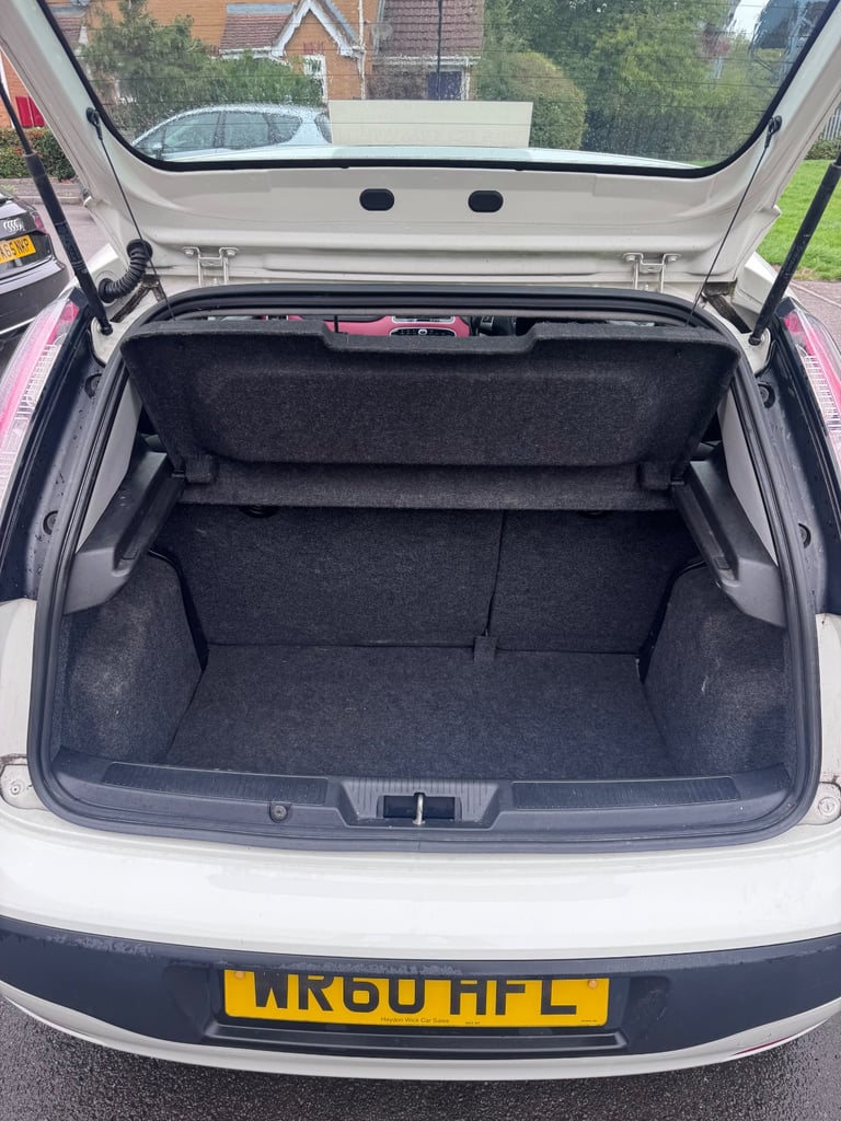 Fiat, PUNTO EVO, Hatchback, 2011, Manual, 1368 (cc),3 doors - Image 10