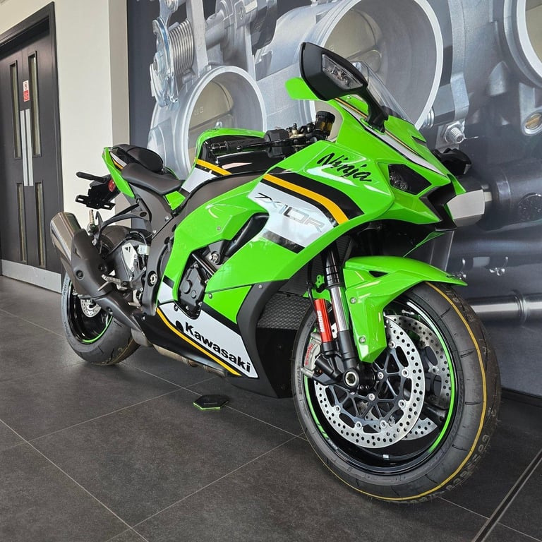 KAWASAKI NINJA ZX-10R-25 MODEL-UNREGISTERED-4 YEAR WARRANTY