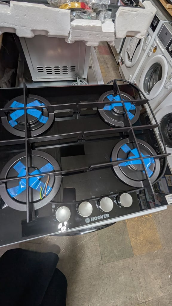 image for HOOVER 60CM BLACK GLASS HOB-4 BURNERS-CAST IRON PAN SUPPORTS-ROTARY DIALS-AUTO IGNITION-EX DISPLAY