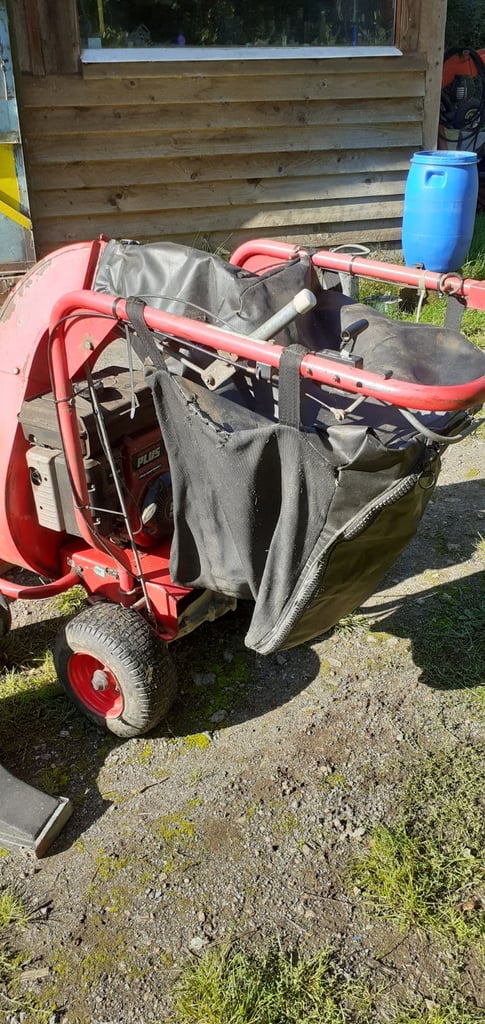 Countax  Hurricane  ES 400  Leaf vac