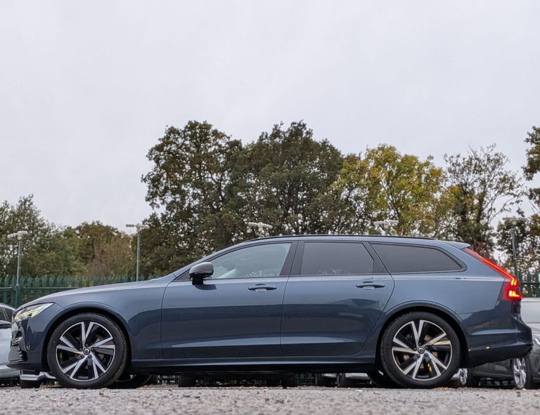2022 Volvo V90 2.0 B4 MHEV Plus Auto Euro 6 (s/s) 5dr ESTATE Petrol/Electric Hybrid Automatic
