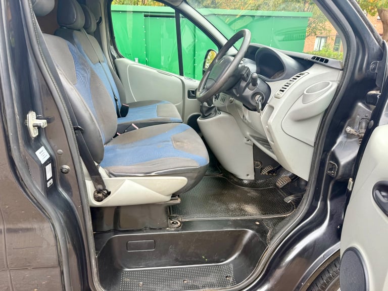 2010 Renault Trafic Sportive Sat Nav Lwb Alloys Black Vauxhall vivaro Sportive
