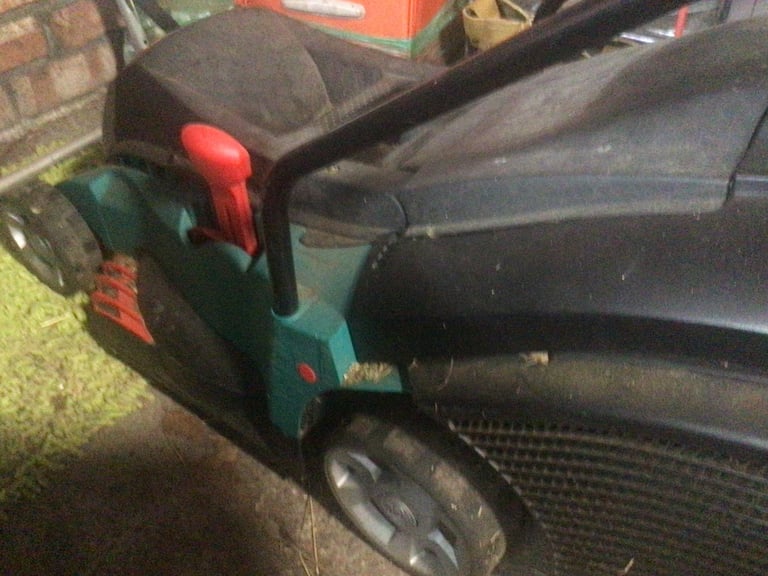 Good working Rotary Lawnmower 