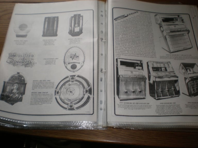 Jukebox reference  selection pages lots of pictures, of more or less every jukebox ever made.