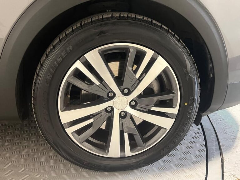 2024 Peugeot 3008 1.6 12.4kwh Active Suv 5dr Petrol Plug In Hybrid E Eat Euro 6 (s/s) (180 Ps HAT...