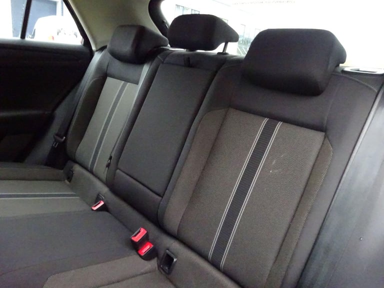 2019 Volkswagen T-Roc 1.6 TDI SE 5dr HATCHBACK DIESEL Manual