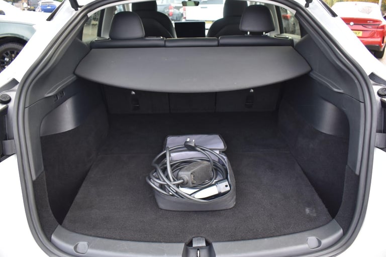 2022 Tesla Model Y (Dual Motor) Long Range Auto 4WDE 5dr MPV Electric Automatic