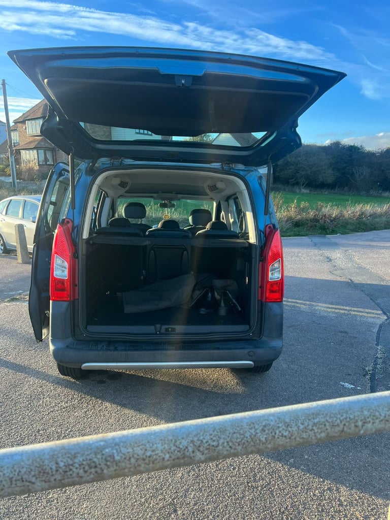 Citroen, BERLINGO MULTISPACE, MPV, 2012, Semi-Auto, 1560 (cc), 5 doors