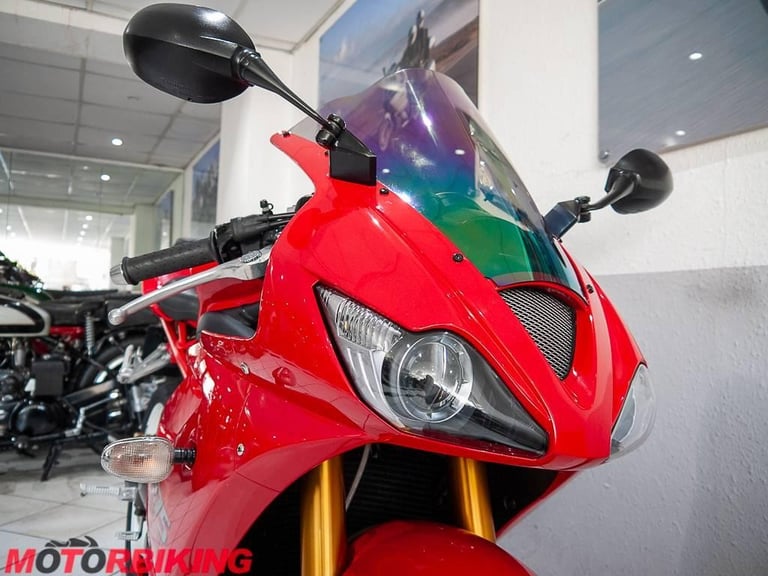 2009 (09) Triumph Daytona 675 - A beautiful example!!