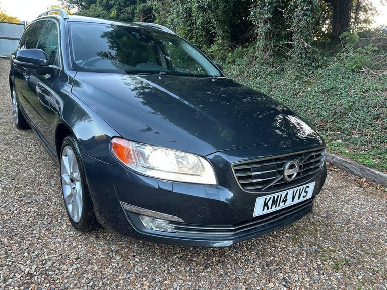 VOLVO V70 2.4 D5 SE Lux 2014