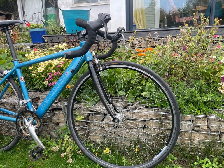 Men’s Road Bike