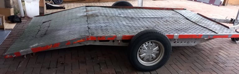 Car trailer ideal for ride on mower too