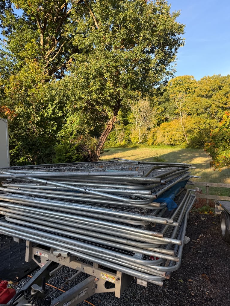 image for Grade B - temporary heras site fencing 