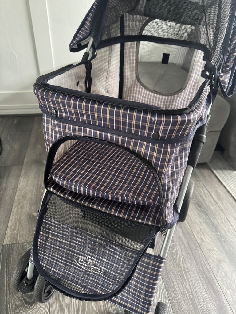 Dog Pram Compact Foldable Puppy Cat Buggy Manchester Stroller