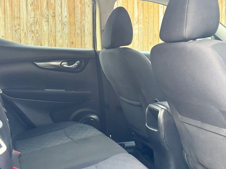 Nissan, QASHQAI, Hatchback, 2016, Manual, 1461 (cc), 5 doors