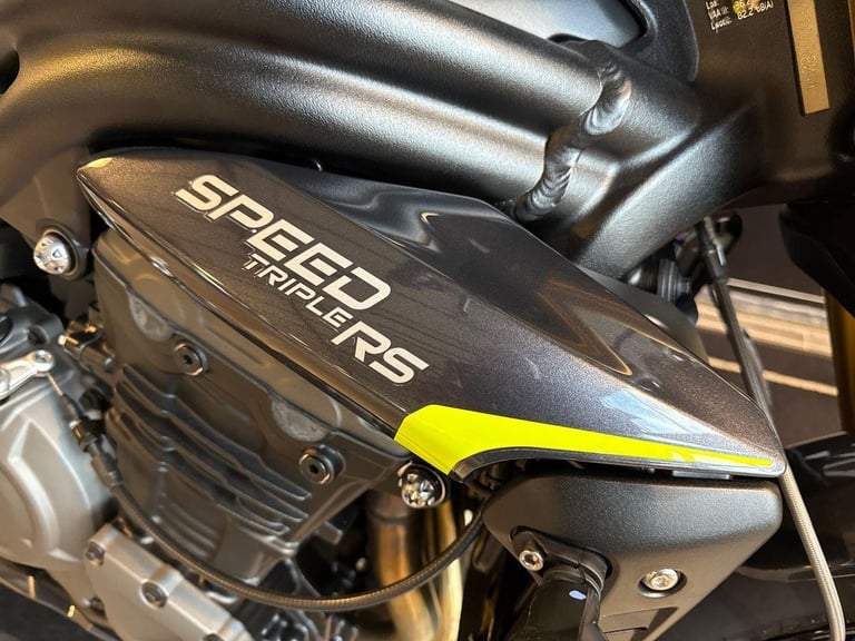 2025 Triumph Speed Triple 1200 RS PREMIUM COLOUR Petrol grey 6 Speed