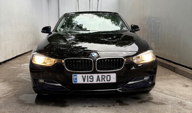 BMW, 3 SERIES, Saloon, 2014, Manual, 1995 (cc), 4 doors