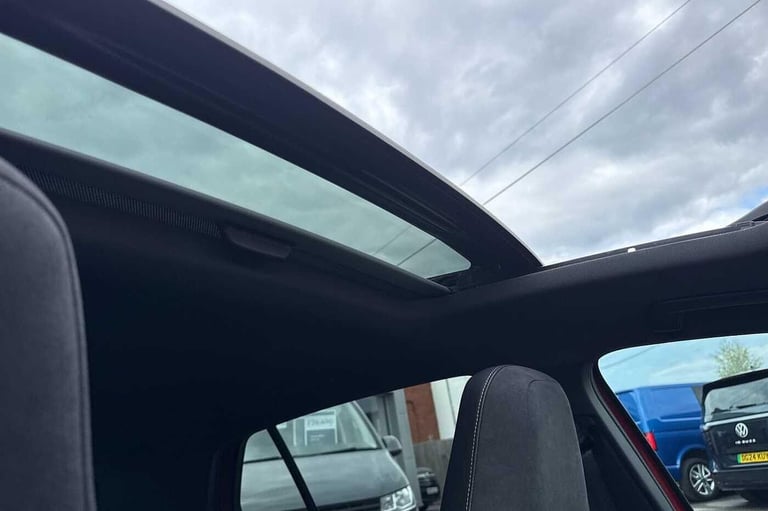 2024 Volkswagen Golf 1.5TSI 150PS Hatch Ã¢Â­ÂBlack Pack, Sunroof, DCC, Keyless, Winter Pack, To ...