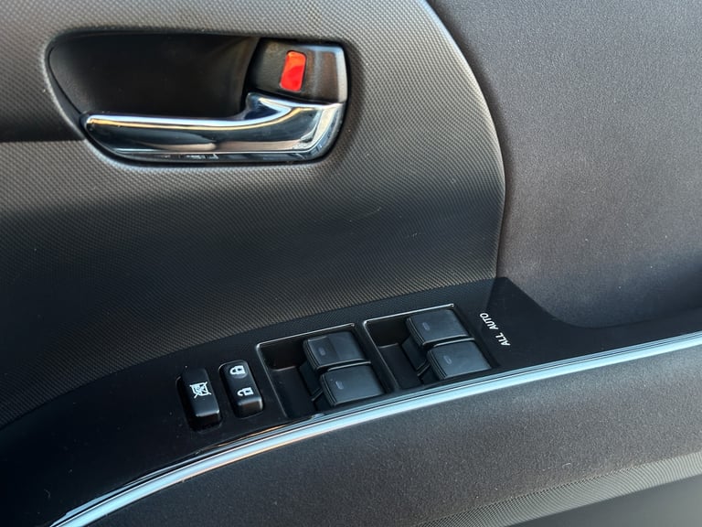 2019 TOYOTA ESTIMA HYBRID 12/2019 (69 PLATE) PURPLE 7 SEATER HALF LEATHER 