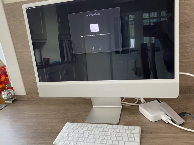 •:*'*:•iMac 24" Late 2021 Mk1 8gb ram 256gb SSD drive•:*'*:•