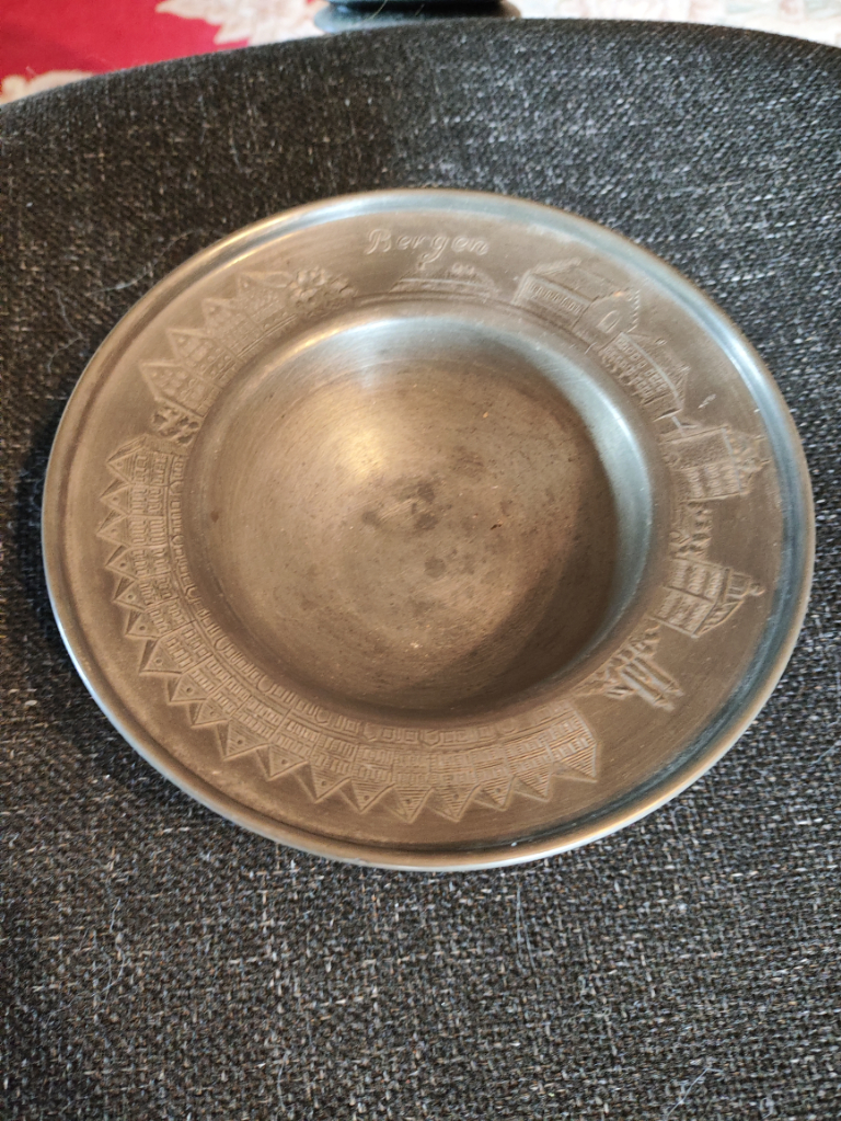 Vintage/Collectible, Vesttinn Pewter Bowl - Norway, Scandinavian Scenes, Excellent Condition