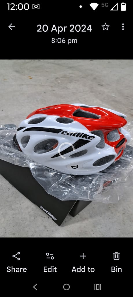 Road bike helmet 