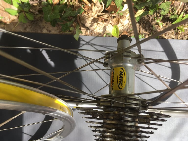 Mavis Aksuim Race lightweight cycle bike wheels - new 