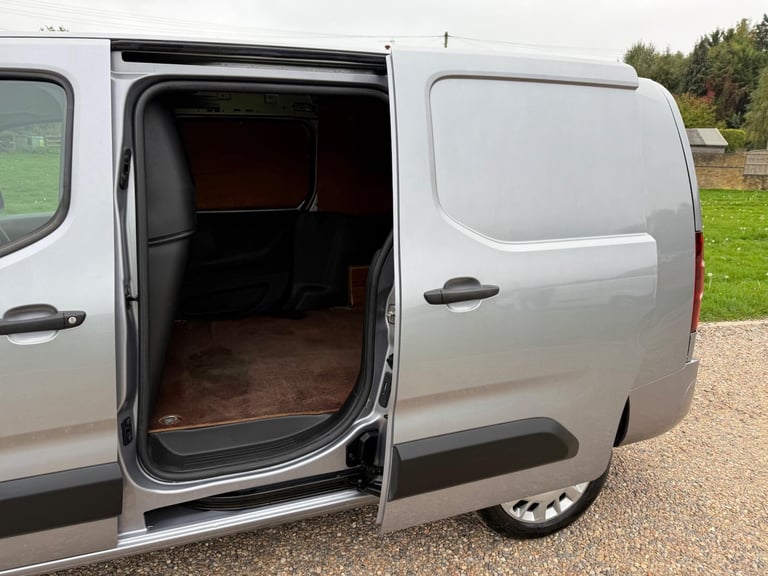 2019 Vauxhall Combo 1.5 Turbo D 2300 Sportive L2 H1 Euro 6 (s/s) 4dr PANEL VAN Diesel Manual