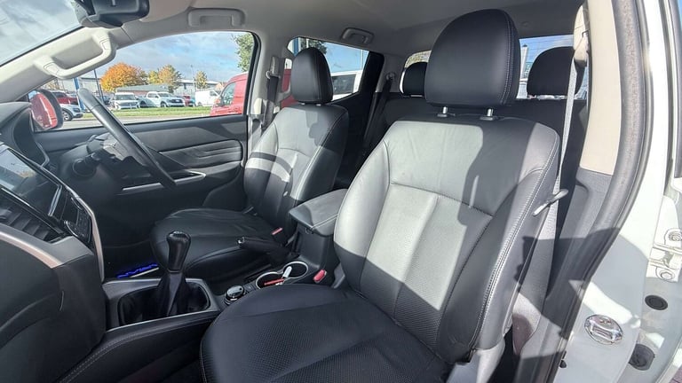 2019 Mitsubishi L200 Double Cab DI-D 150 Barbarian 4WD Double Cab Pick-up Diesel Manual