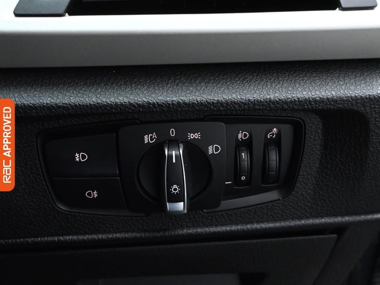 2016 BMW 1 Series 2.0 118d SE Hatchback 3dr Diesel Manual Euro 6 (s/s) (150 ps) Hatchback DIESEL ...