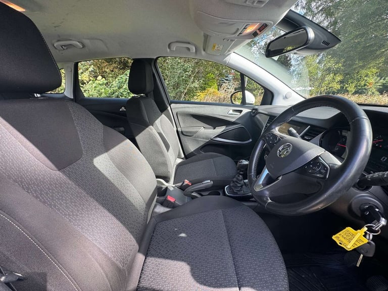 2019 Vauxhall Crossland X 1.2T ecoTec [110] SE 5dr [6 Speed] [S/S] HATCHBACK PETROL Manual