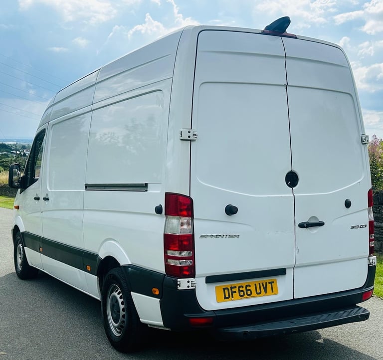 2016 Mercedes-Benz Sprinter 3.5t BlueEFFICIENCY Van PANEL VAN Diesel Manual