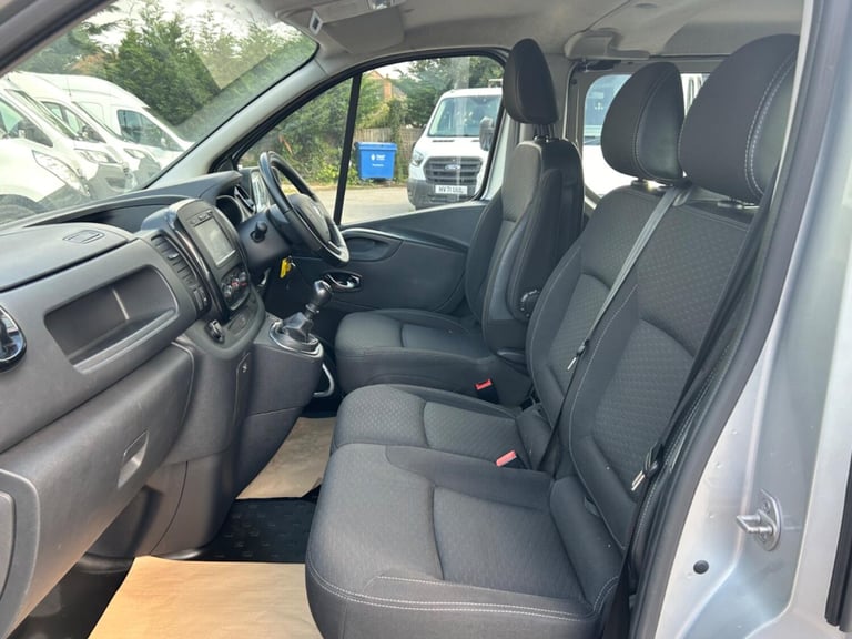 VAUXHALL VIVARO 1.6 CDTi 2900 Crew Cab +Â