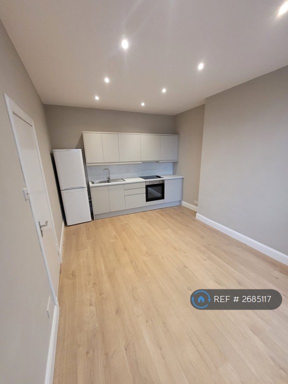 1 bedroom flat in Peffer Street, Edinburgh, EH16 (1 bed) (#2685117)