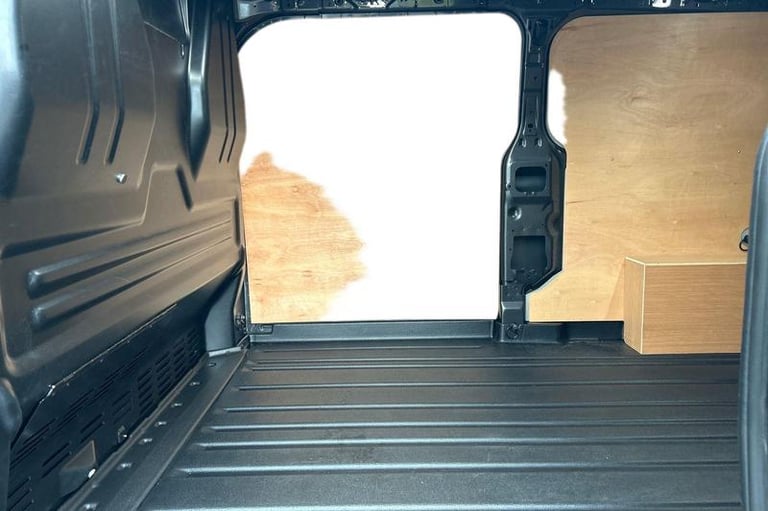 2025 Ford Transit Custom 280 Limited AUTO L2 LWB FWD 2.0 EcoBlue 136ps Low Roof, BLUETOOTH, CAMER...