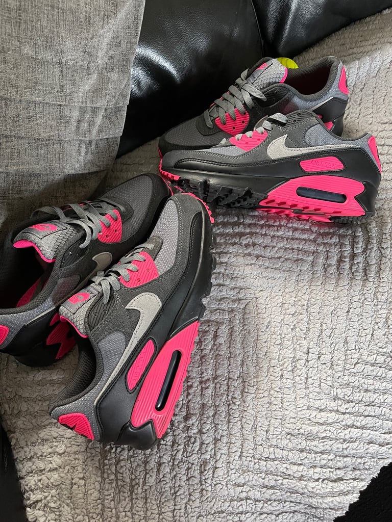 image for Genuine Nike air max trainers 