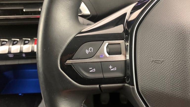 2022 Peugeot 3008 1.2 PureTech Allure SUV 5dr Petrol Manual Euro 6 (s/s) (130 ps) SUV Petrol Manual