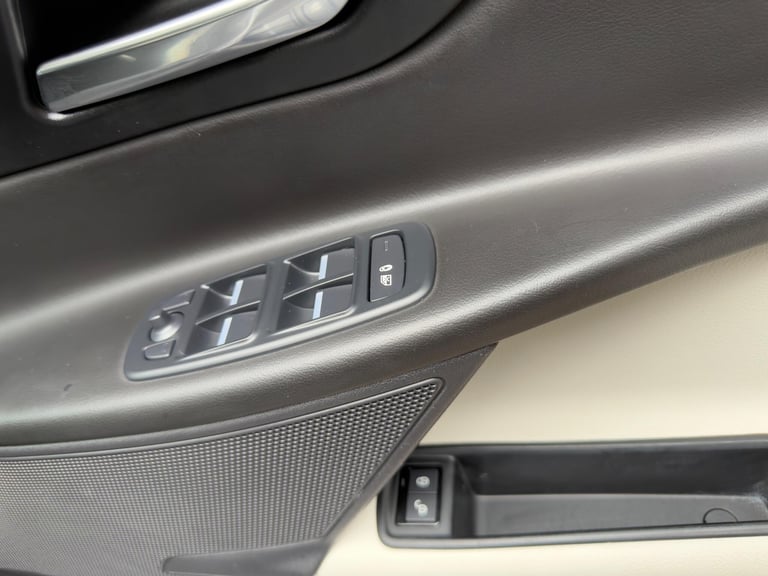 2016 Jaguar XE 2.0d R-Sport Auto Euro 6 (s/s) 4dr SALOON Diesel Automatic