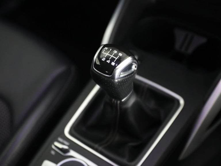 2022 Audi Q2 1.0 TFSI 30 S line SUV 5dr Petrol Manual Euro 6 (s/s) (110 ps) Petrol Manual
