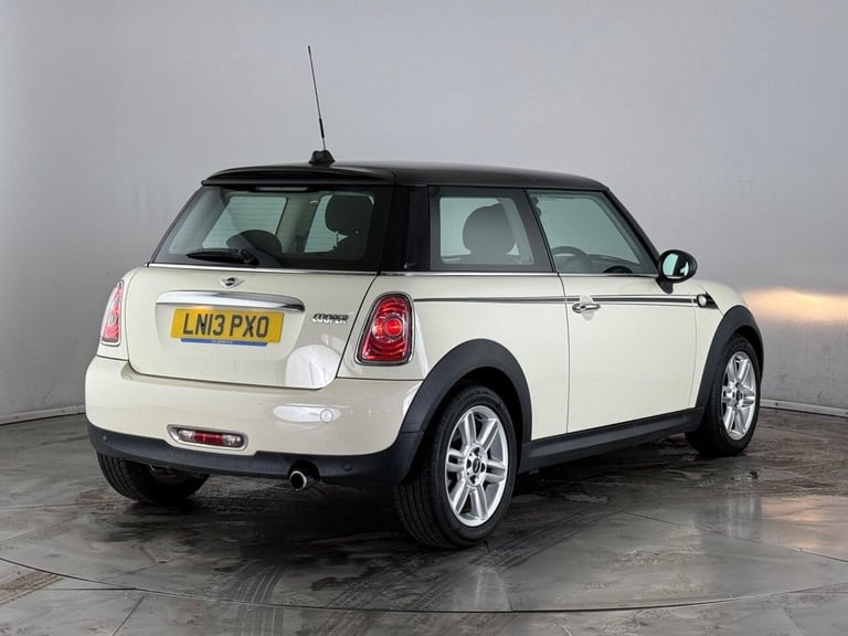 2013 MINI Hatch 1.6 Cooper Auto Euro 5 3dr Hatchback Petrol Automatic