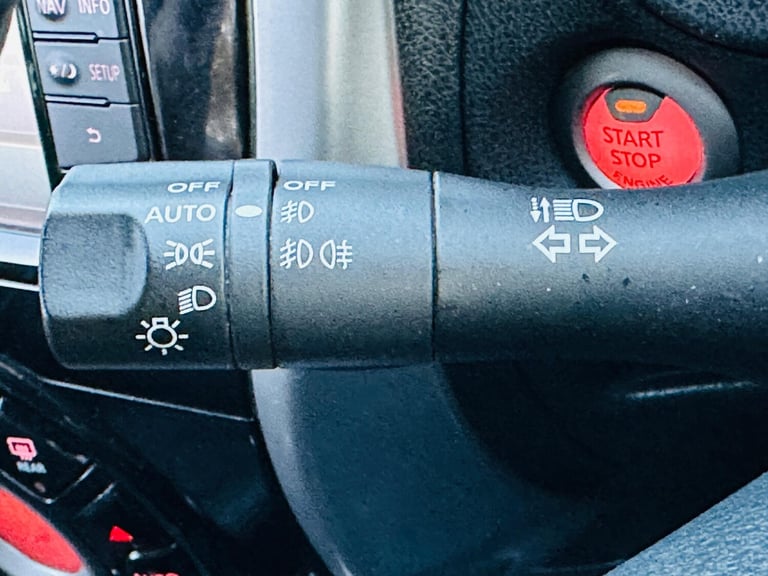 2014 Nissan Note 1.5 dCi Tekna Euro 5 (s/s) 5dr MPV Diesel Manual