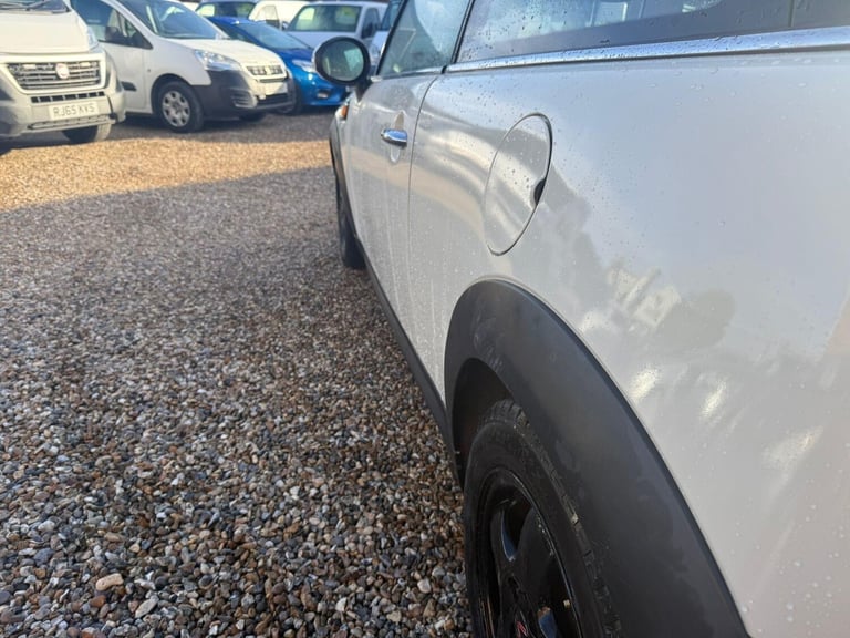 2008 MINI Hatch 1.6 Cooper Steptronic Euro 4 3dr HATCHBACK Petrol Automatic