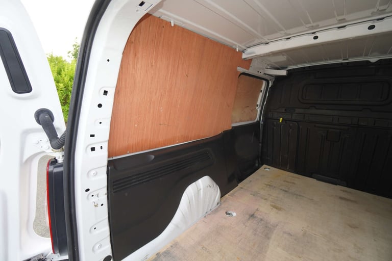2022 Vauxhall Combo 1.5 Combo 2300 Sportive L2 LWB + 3 Seater + Twin Slider + Top Spec Van Panel ...