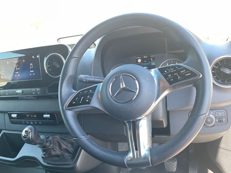  Mercedes Benz Sprinter 2.0 315 Cdi Pro Panel Van 5dr Diesel Manual Rwd L3 H2
