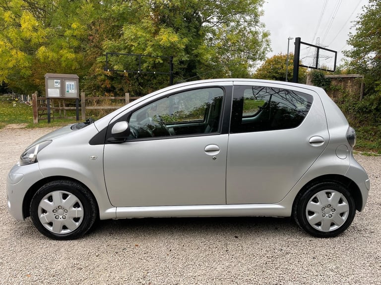 2012 Toyota AYGO 1.0 VVT-i Ice 5dr HATCHBACK PETROL Manual