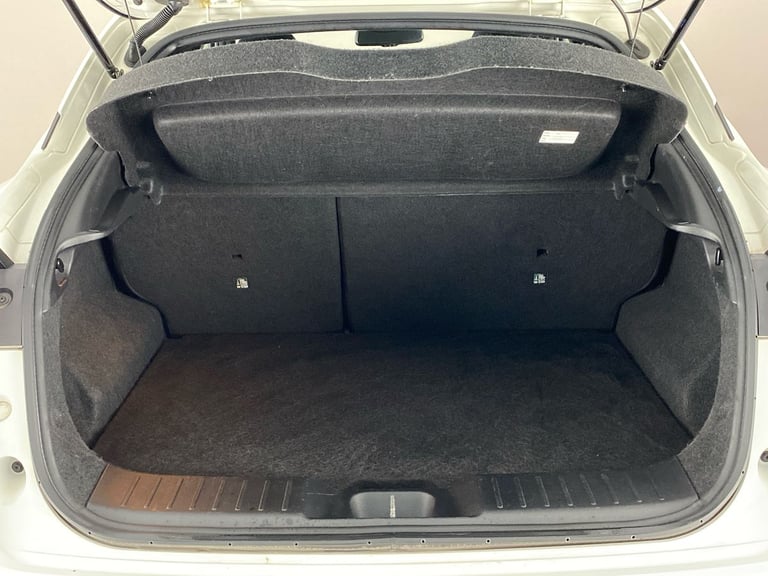 2023 Nissan Juke 1.0 DiG-T 114 N-Connecta 5dr Crossover/SUV PETROL Manual